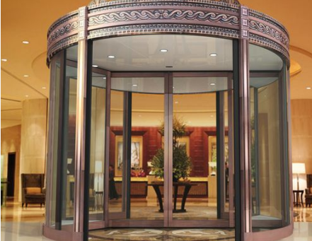 谈一谈为什么酒店在夏冬季喜欢用旋转门?