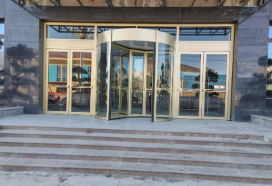 旋转门的旋转速度应该是多少？