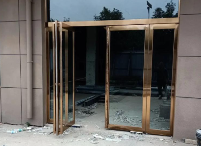 肯德基门地弹簧怎么调？松紧度/关门速度调节方法！